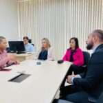 Vereador Ednilson do Kantão se reúne com membros do Ministério Público em busca de soluções para problemas de bairros de Ribamar Vereador Ednilson do Kantão se reúne com membros do Ministério Público em busca de soluções para problemas de bairros de Ribamar